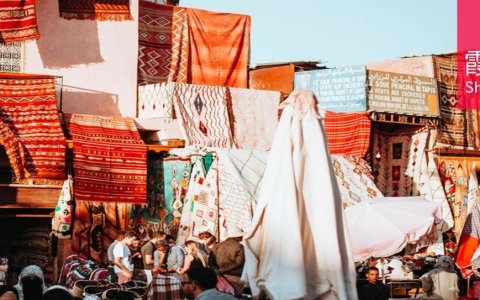 双面中东：造富的神话，失意的人生