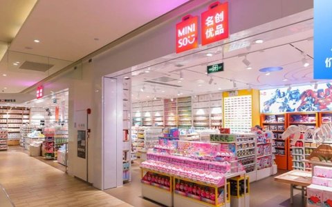 450亿美元潮玩市场，吸引中国盲盒