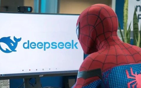给我一分钟，教会你在本地部署Deepseek，只需三步！