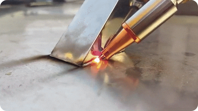 拆解XLASERLAB众筹全流程：一台激光焊接机如何做出500万美金？