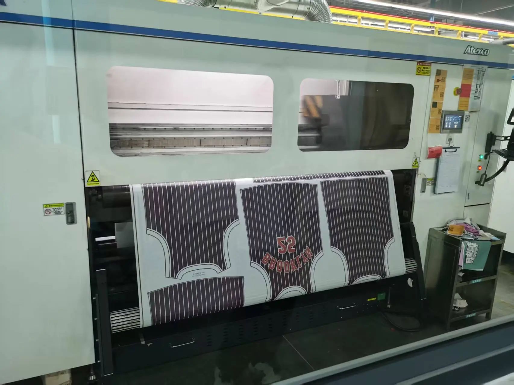 小订单撬动大变革 SHEIN按需时尚背后的中国供应链突围