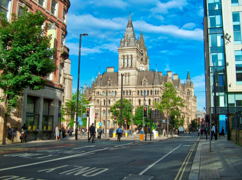 TikTok英区加码，老骥伏枥