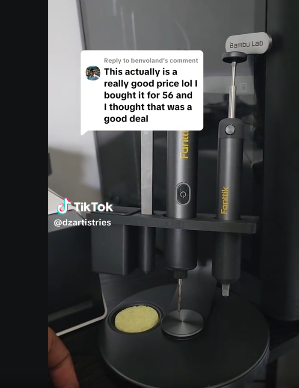 背靠傲基，狂卖2.5亿！它靠一把螺丝刀圈粉海外硬汉