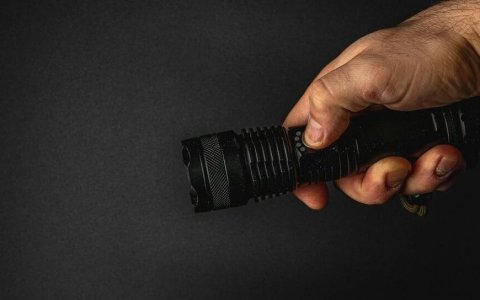 18年手电大卖杀入充电赛道，会是下一个安克吗？