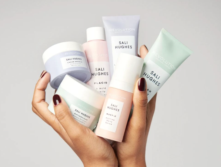 全球个护市场的隐形冠军：50亿企业增长引擎与护城河构建