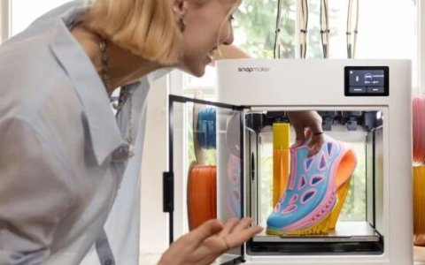 靠效率征服用户！Snapmaker 多色3D打印机众筹突破千万美元