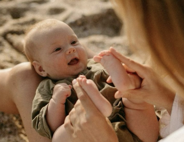 跨境母婴品类的黄金赚钱公式：刚需×高频×高溢价× 品牌忠诚