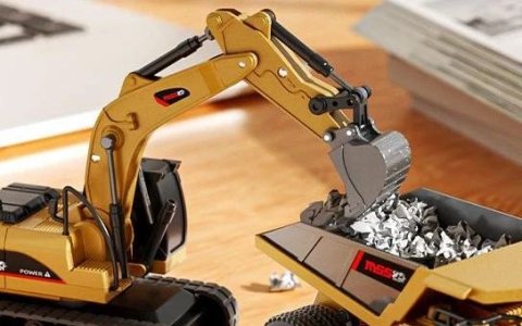 一上架就火！迷你叉车玩具在TikTok半年吸金百万