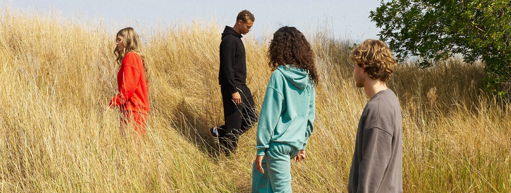 海外红人营销|创立三年狂赚5亿！它靠网红把卫衣卖到总销六十万！