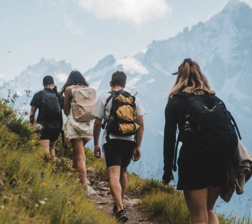 跨境户外运动市场：如何抓住蓝海机会实现利润倍增