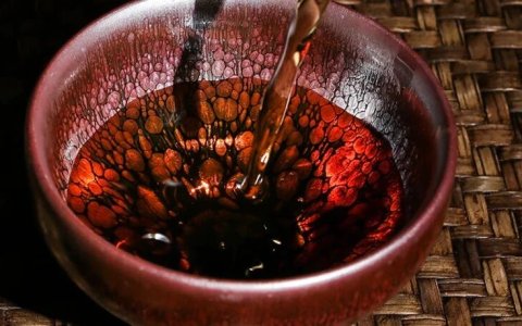 年营收200万美元！福建卖家把一只茶杯卖成了艺术品