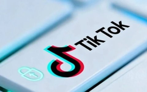 TikTok 美国正式上线 “图文挂车”，不用拍视频也能带货了？